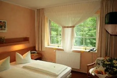 Waldhotel Am Ilsestein Szálloda 3*